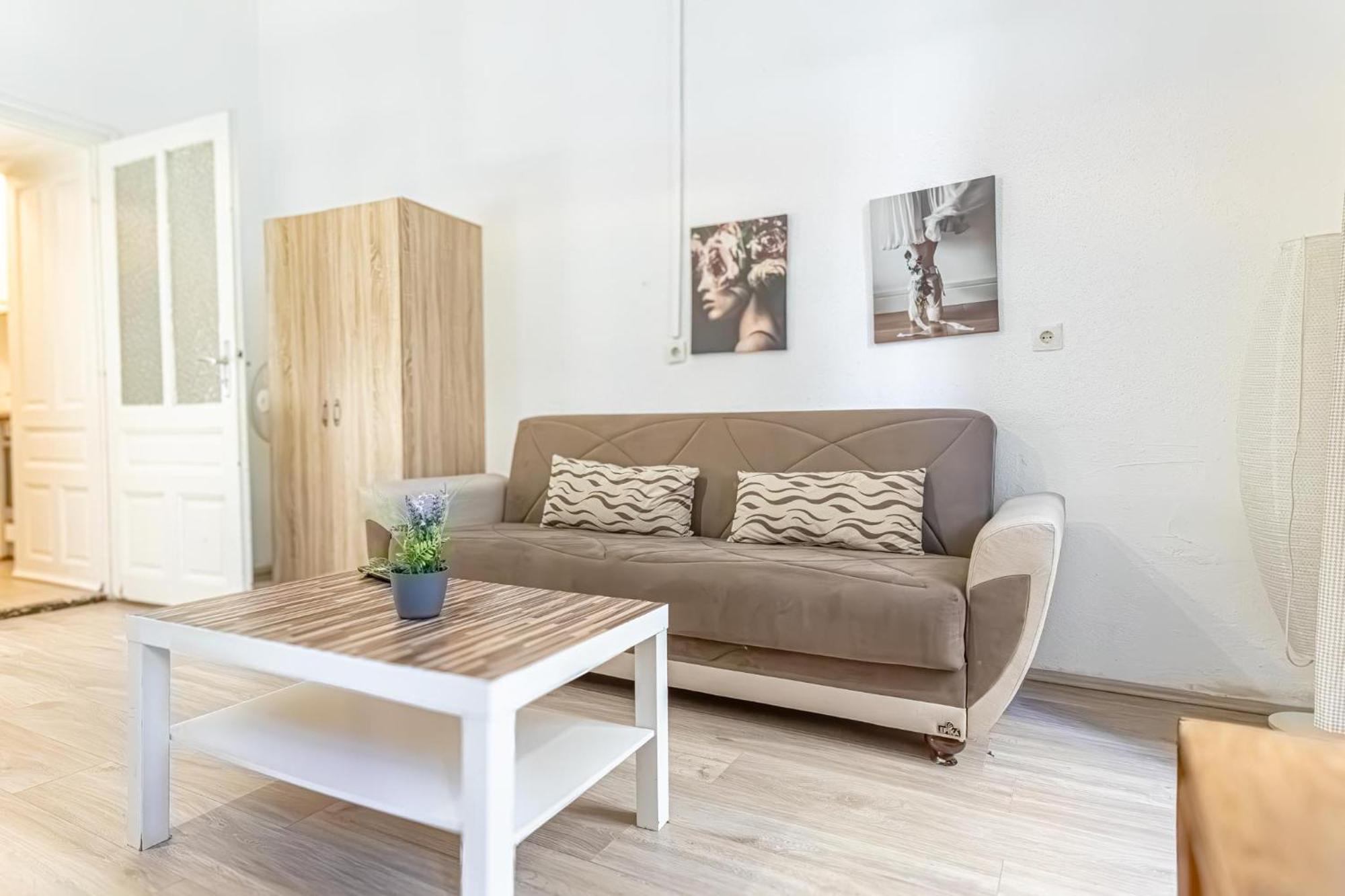 Chic Apartment- Suitable For Longstays Near Matzleinsforferplatz Apartment Wien